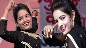 Sunita Baby काले सूट पहन सुनीता बेबी ने किया स्टेज तोड़ डांस हॉट जवानी देख झूम उठे लोग&nbsp;