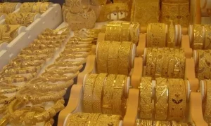 Gold Price Today सुबह होते ही औधे मुँह लुढ़का सोना यूजर्स की उमड़ी भीड़ 1 तोला का रेट सुन खिला चेहरा&nbsp;
