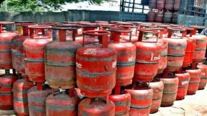 LPG Gass Cylinder&nbsp; एलपीजी सिलेंडर पर मिली अब तगड़ी राहत कुल 428 रुपये में बिकेगा फटाफट जाने पूरी डिटेल&nbsp;