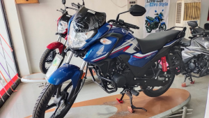 Honda SP125  Pulsar के छक्के छुड़ाने आ रही है Honda की SP125 देखे 65kmpl का माइलेज और जबरदस्त फीचर्स&nbsp;