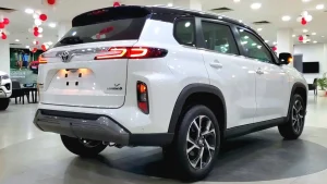 Creta का काल बनी Toyota की मिनी Fortuner, Classy लुक के साथ 28 का शानदार माइलेज, देखे कीमत और फीचर्स