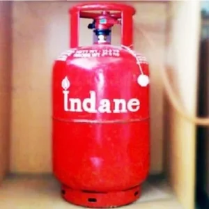 LPG Gass Cylinder&nbsp;एलपीजी गैस सिलेंडर में आई भरी गिरावट  मात्र 428 रुपये में ख़रीदे एलपीजी गैस सिलेंडर जाने पूरी खबर&nbsp;