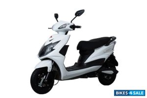Kyts Energy Magnus Pro&nbsp;मात्र ₹80,542 में मिल रहा 160km रेंज वाला शानदार इलेक्ट्रिक स्कूटर चार्चिंग के साथ दमदार बैटरी