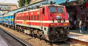 Why Trains Run Fast at Night भारत में ट्रेन कब तेज दौड़ती है दिन में या रात यहाँ जाने इसका जवाब