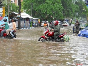 &nbsp;MP Weather Today मध्य प्रदेश में बारिश की हुई मेहरबानी और कल 30 जिलों में भारी बारिश का येलो अलर्ट&nbsp;