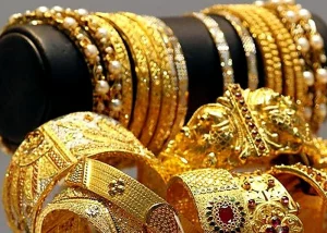 Gold Price Today&nbsp; सोना खरीदने वाले यूजर्स की लगी लॉटरी और प्राइस हुई चौपट जानिए 10 ग्राम का भाव&nbsp;