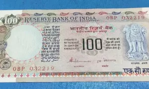 Sale: गरीबो की होगी छूमंतर किताब में मिले 100 रुपये के नोट के बदले मिलेंगे लाखो रुपये