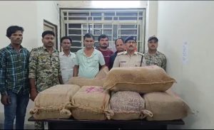 Aanuppur News: अनूपपुर चुनाव में बाटने जा रहे 3 क्विंटल से अधिक चाँदी, 2 लाख कैश के साथ आभूषण है बरामद