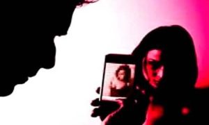 Anuppur Crime: युवति से दोस्ती करना पड़ा भारी, इंटरनेट मिडिया इंस्टाग्राम पर वॉयरल किये वीडियो जानिए पूरी जानकारी&nbsp;