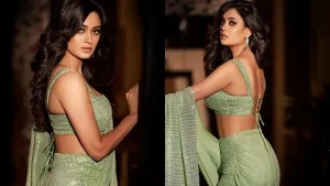 Shweta Tiwari: श्वेता तिवारी ने अपनी बोल्ड लुक से बढ़ाया इंटरनेट का पारा, देखे वॉयरल तस्वीरें&nbsp;