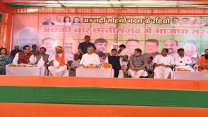 CG Election 2023: किसान नेता योगेश तिवारी ने ख़रीदा नामांकन फॉर्म, हाल ही में बीजेपी में हुए थे शामिल जानिए ताजा खबर