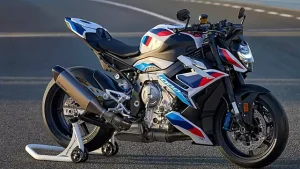 BMW M 1000 R: नवरात्रि से पहले मार्केट में धमाल करने आ गई BMW की शानदार बाइक, रापचिक फीचर्स के साथ जाने कीमत&nbsp;