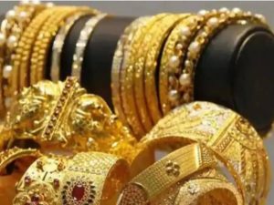 Gold Price Today: फेस्टिव सीजन के पहले कम हुए सोने भाव, 10 ग्राम का रेट सुन मची लोगो की भीड़&nbsp;