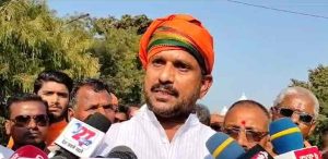 CG Election 2023: किसान नेता योगेश तिवारी ने ख़रीदा नामांकन फॉर्म, हाल ही में बीजेपी में हुए थे शामिल जानिए ताजा खबर