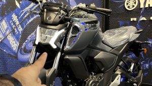 Yamaha FZ S V4: नए ऑप्शन के साथ मार्केट में Yamaha FZs की होंगी धमाकेदार एंट्री, लाजवाब फीचर्स के साथ जाने कीमत&nbsp;